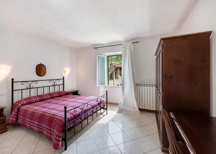 Nuovo Cavallo Bianco Vendégház Giusvalla